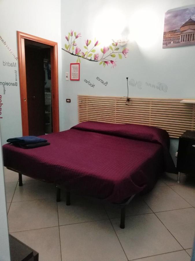 B&B Da Roberto Naples Exterior photo